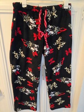 Disney Women's Black Fleece Sleep Pants with Red and Cream Accents ~ Size Medium